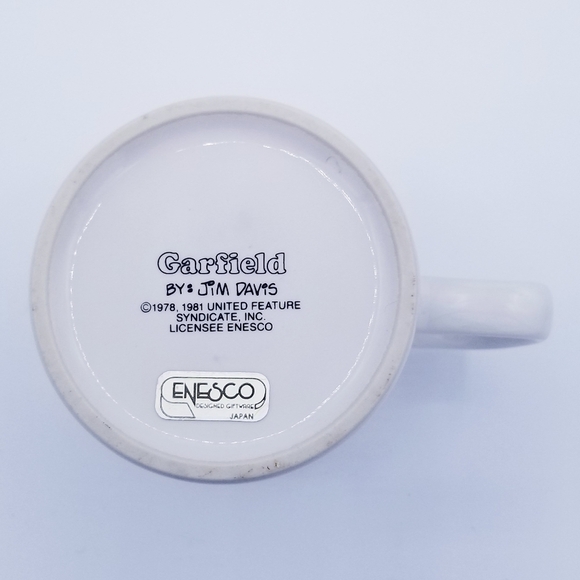 Enesco 1981 Garfield by Jim Davis Coffee Tea Mug - Picture 4 of 6